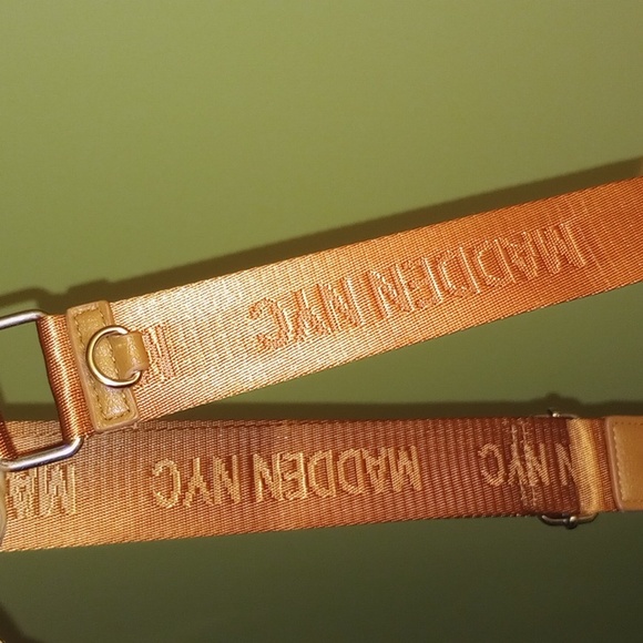 Madden NYC Hobo Bag, NWOT - Picture 4 of 4